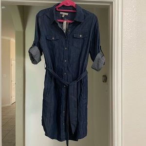 NWT Banana  Republic Jean midi dress